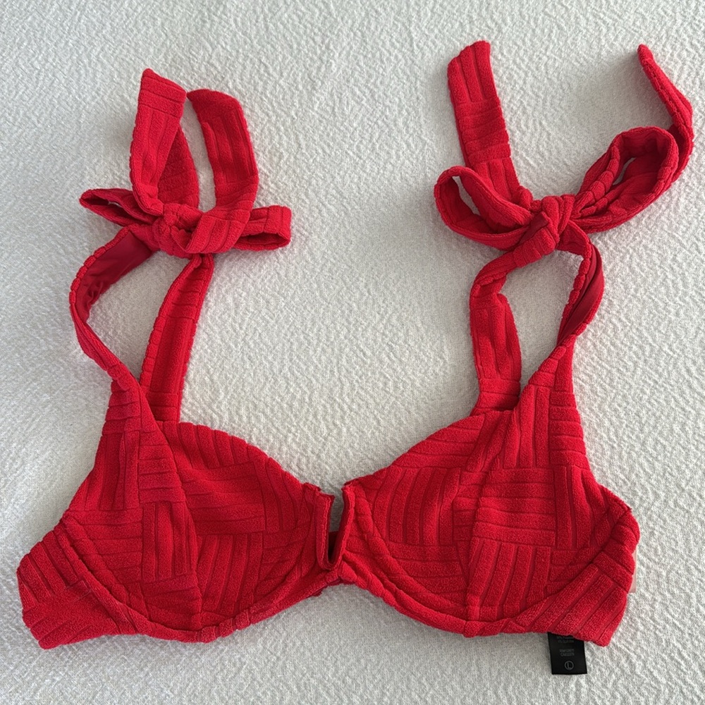 Beach Riot Red Bikini - Picture 4 of 9